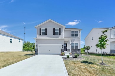 4410 Holstein Dr, Obetz, OH 43207 - photo 4