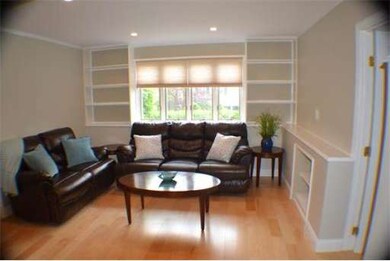 10 Pine Ave, Burlington, MA 01803 - photo 6