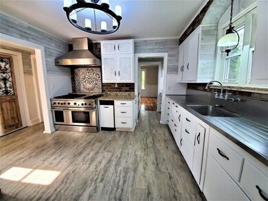 405 Prospect St, Lawrence, MA 01841 - photo 3