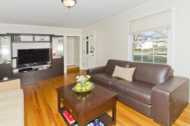 465 Wetmore Rd, Columbus, OH 43214 - photo 4