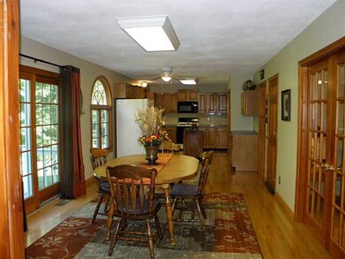 Kitchen. dining area