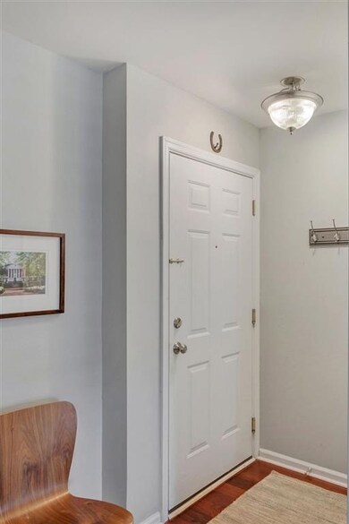 1264 Villa Ln unit D, Charlottesville, VA 22903 - photo 4