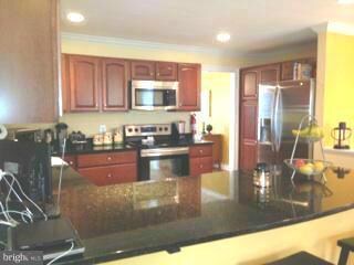346 Ridge Rd, Washington Grove, MD 20880 - photo 3