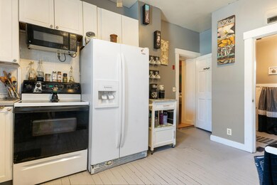 2 Maple St_116