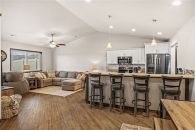 5912 Foxtail Loop W, Billings, MT 59106 - photo 2