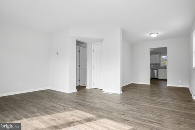 411 N Coles Ave, Maple Shade, NJ 08052 - photo 4