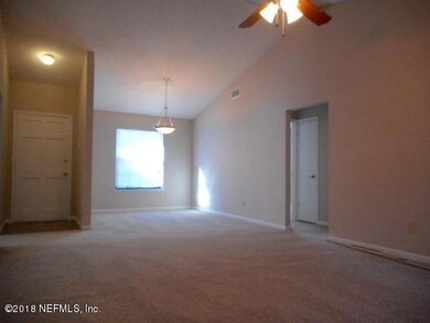 7905 Painted Oak Dr, Jacksonville, FL 32210 - photo 6