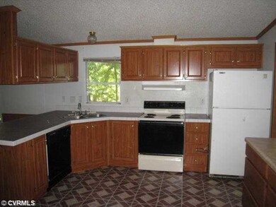 12551 Genito Rd, Amelia Court House, VA 23002 - photo 5