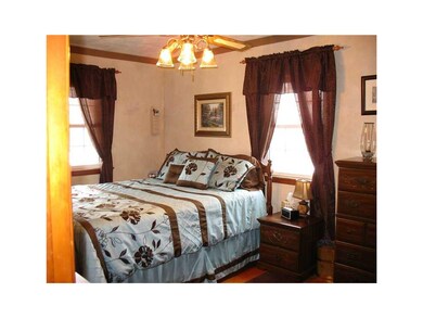 Master Bedroom. Lovely master bedroom with large c