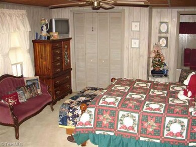 6053 Pisgah Covered Bridge Rd, Asheboro, NC 27205 - photo 5