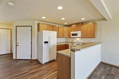 941 N Stanley St, Medical Lake, WA 99022 - photo 5