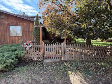 5910 NE 41st St, Redmond, OR 97756 - photo 3