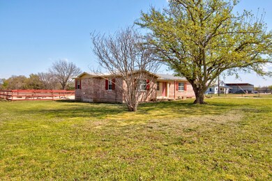 18648 Fm 678, Whitesboro, TX 76273 - photo 6
