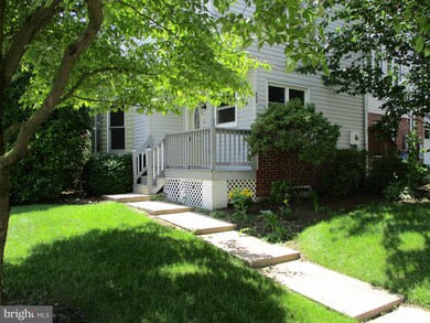 659 Knightsbridge Dr, Hagerstown, MD 21740 - photo 3