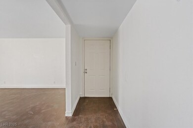 5200 Indian River Dr unit 301, Las Vegas, NV 89103 - photo 4