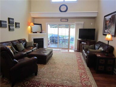 Living Room. Neutral painted walls, hardwood floor