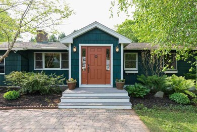 37 Sunset Dr, Greenland, NH 03840 - photo 2