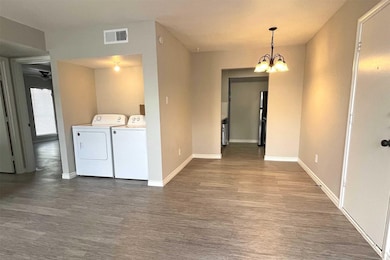 4400 Memorial Dr unit 2-2016, Houston, TX 77007 - photo 6