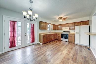 410 W Lawrence St, Spring Hill, KS 66083 - photo 4