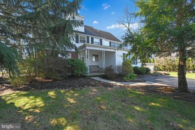 3724 Stoudts Ferry Bridge Rd, Reading, PA 19605 - photo 2