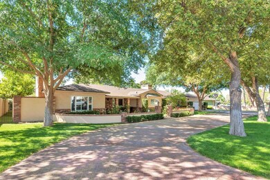 325 W Gardenia Dr Phoenix AZ 01