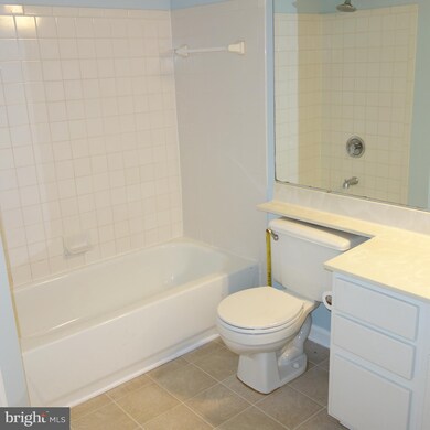 4916 Stone Shop Cir, Owings Mills, MD 21117 - photo 3