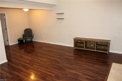 1076 Old Clubhouse Rd, Virginia Beach, VA 23453 - photo 3