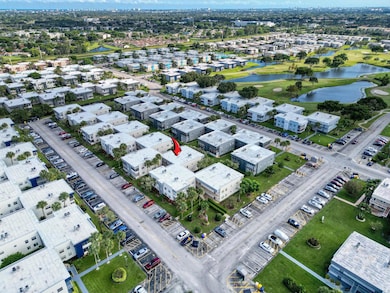 548 Normandy L unit 5480, Delray Beach, FL 33484 - photo 3