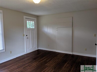 501 E 4th St unit B, Springfield, GA 31329 - photo 3