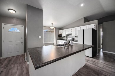 442 Osage Cir, Grand Junction, CO 81504 - photo 3