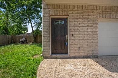 807 Dewalt St, Houston, TX 77088 - photo 5