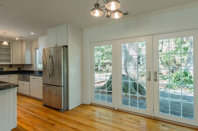 Dining/Kitchen