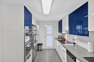 240 Galen Dr unit 207, Key Biscayne, FL 33149 - photo 4