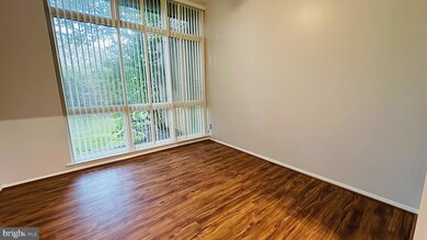 11620 Ivystone Ct unit 101, Reston, VA 20191 - photo 3