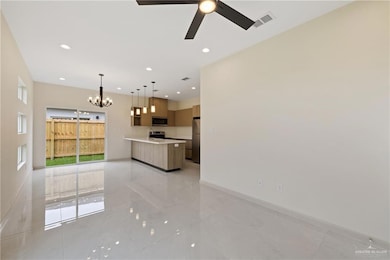 1804 W Violet Dr unit 4, Pharr, TX 78577 - photo 3