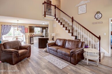 377 Lentz Ln, Mount Washington, KY 40047 - photo 5
