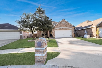 8326 Terra Valley Ln, Tomball, TX 77375 - photo 2