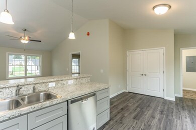 2372 Brentwood Dr, Rockingham, VA 22801 - photo 4