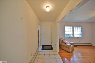 374 Demaria Dr, Easton, PA 18040 - photo 4