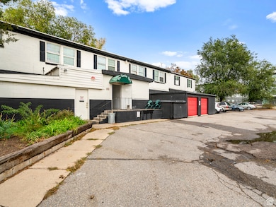 260 W Antelope Dr S, Clearfield, UT 84015 - photo 2