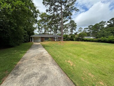 1905 E Lakeridge Dr, Albany, GA 31707 - photo 3