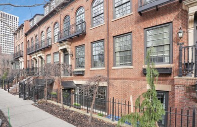 0-web-or-mls-230-e-gay-st