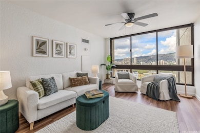 Liliuokalani Gardens unit I2104, Honolulu, HI 96815 - photo 3