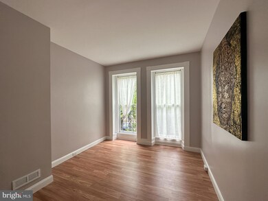 1713 Bolton St unit 1, Baltimore, MD 21217 - photo 4