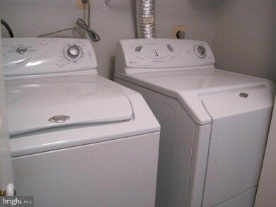 802 Stratford Way unit E, Frederick, MD 21701 - photo 3