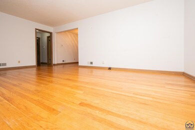 4100 SW Munson Ave, Topeka, KS 66604 - photo 4