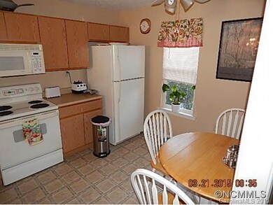 Kitchen/Dinette