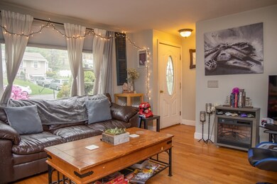 75 Sagamore Rd, West Springfield, MA 01089 - photo 5