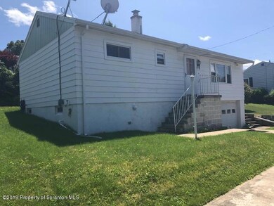 3719 Lydon Ln, Moosic, PA 18507 - photo 2