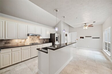 1635 Gingerleaf Ln, Houston, TX 77055 - photo 6